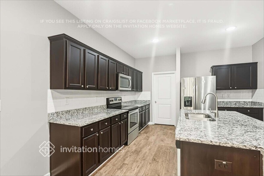 Building Photo - 15 Tabasco Cat Ct