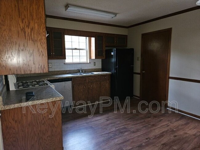 Building Photo - 322 Lamplighter Ln