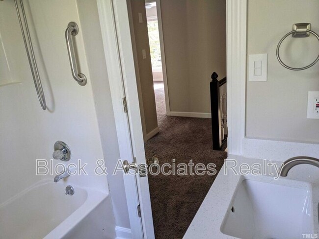 Building Photo - 143 Brannigan Pl