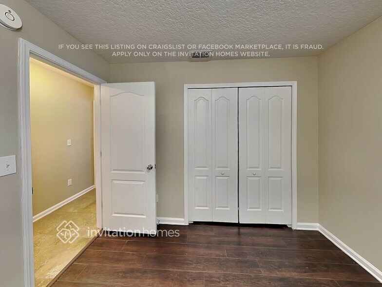 Building Photo - 577 Drysdale Dr