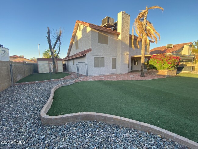 Building Photo - 7815 W Jenan Dr