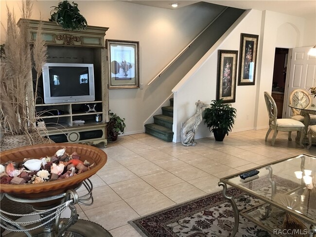 Building Photo - 1716 W Lago Lp