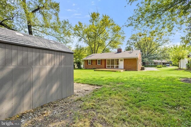 Building Photo - 7406 Blackford St
