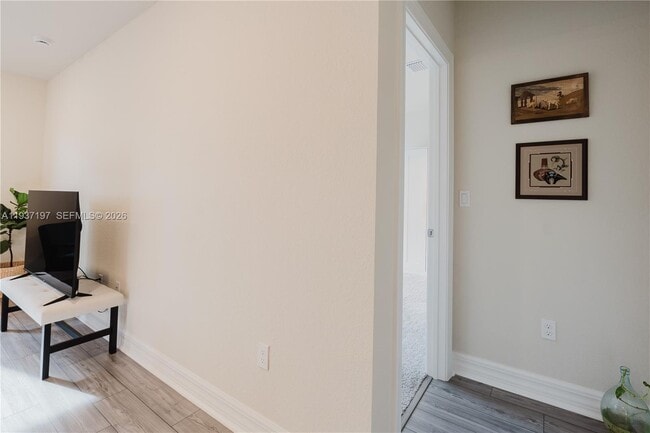 Building Photo - 3001 Hibiscus Ave