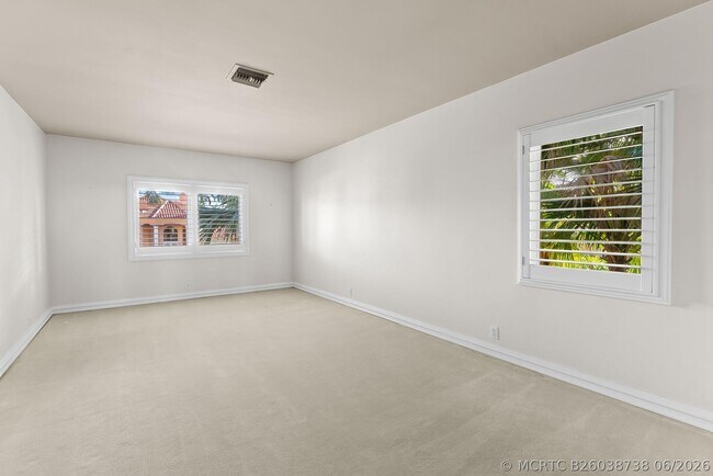 Building Photo - 3 Isla Bahia Dr