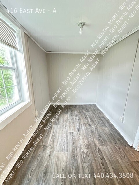 Building Photo - 416 East Ave