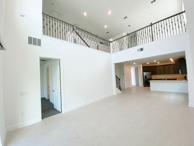 Building Photo - Winter Park  home in a Gated Community