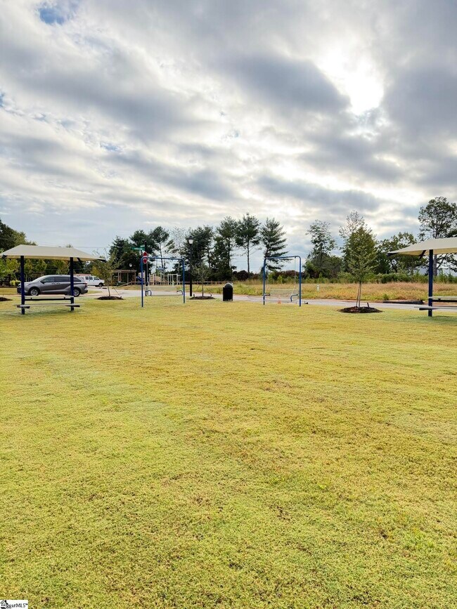 Building Photo - 803 Embark Cir