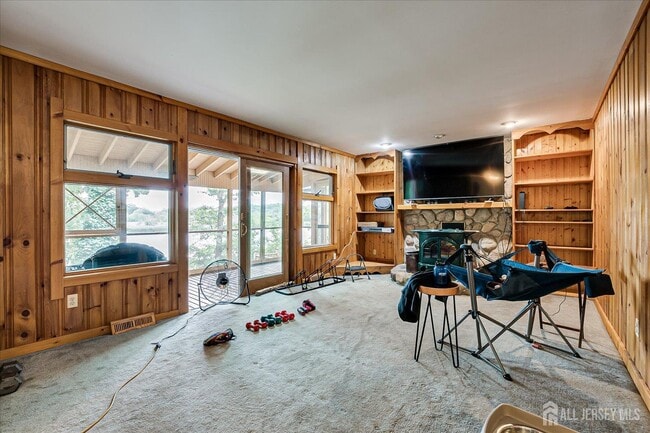 Building Photo - 23 Cardownie St