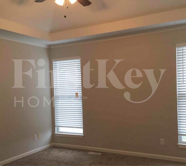 Building Photo - 1707 Brent Ln