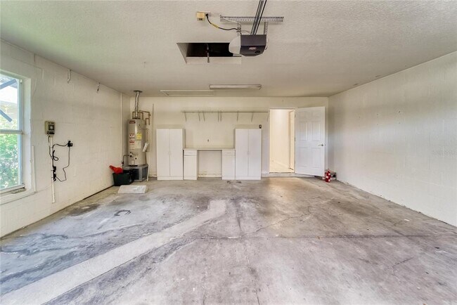 Building Photo - 10124 Cannon Dr