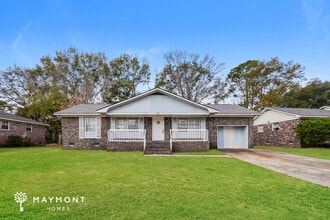 Building Photo - 111 Cornell Dr