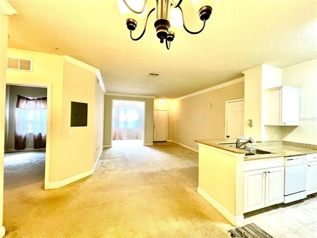 Building Photo - 303 Southern Pecan Cir