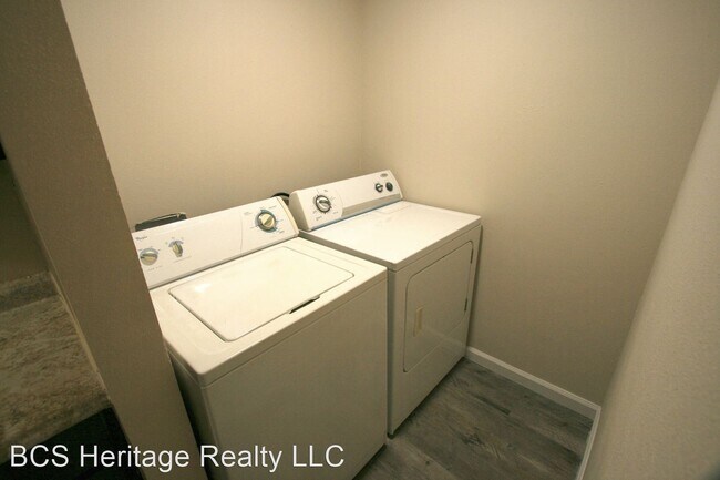 Building Photo - 4203 Boyett St