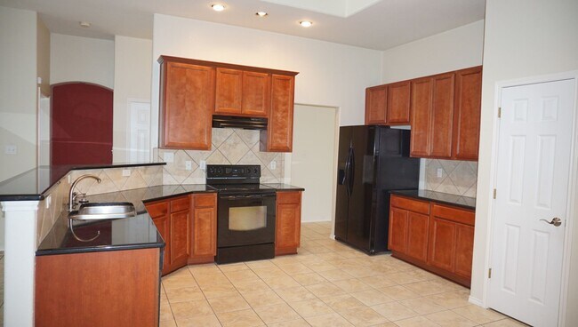 Building Photo - 3769 Pebble Beach