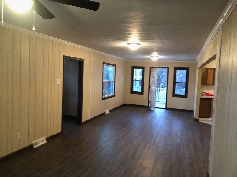 Building Photo - 1906 Craig Dr