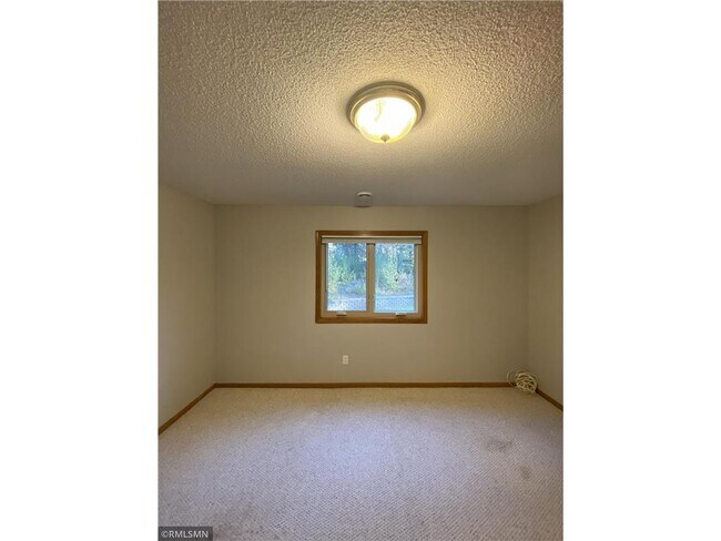 Building Photo - 3572 Bailey Ridge Alcove