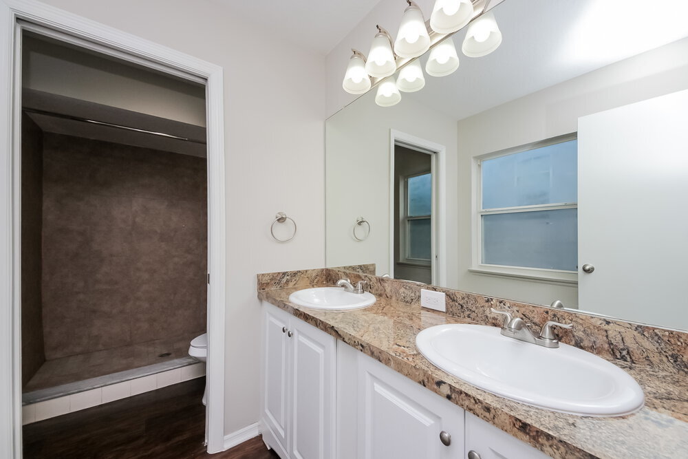 Building Photo - 13028 Lily Pond Ct