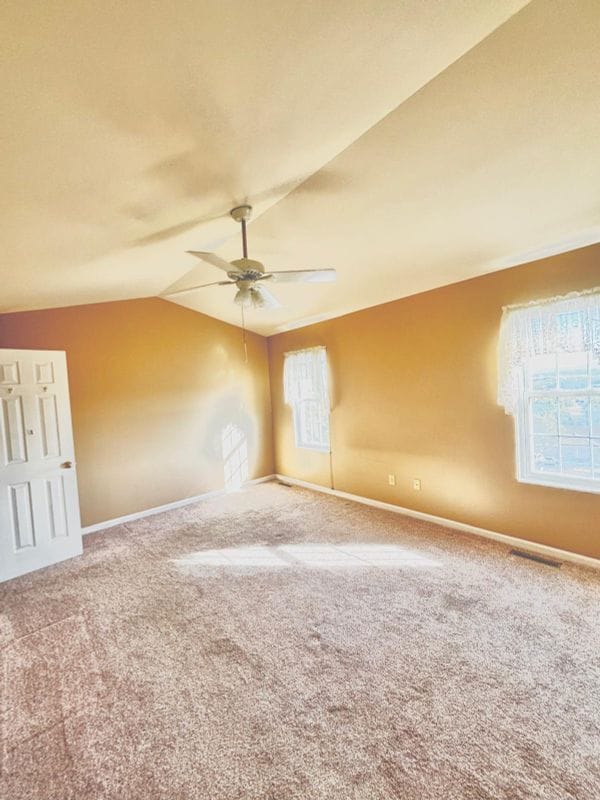 Building Photo - 15 Lenox Ct