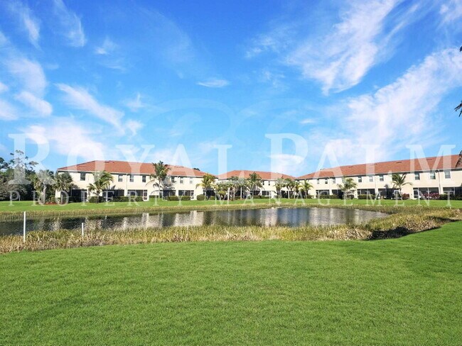 Building Photo - 8895 Via Isola Court