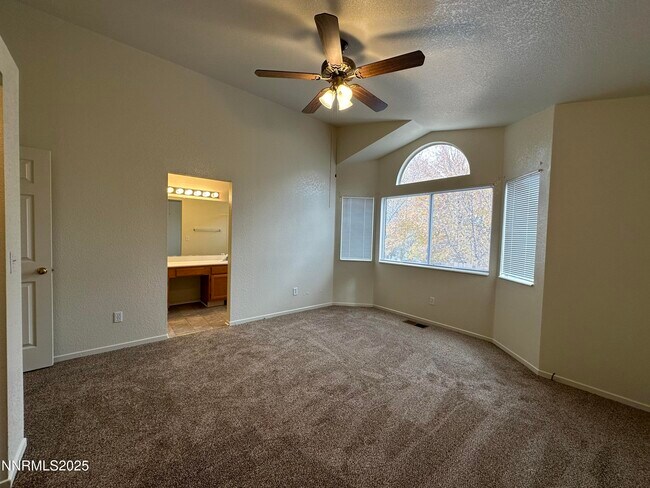 Building Photo - 6136 Greenbrook Dr