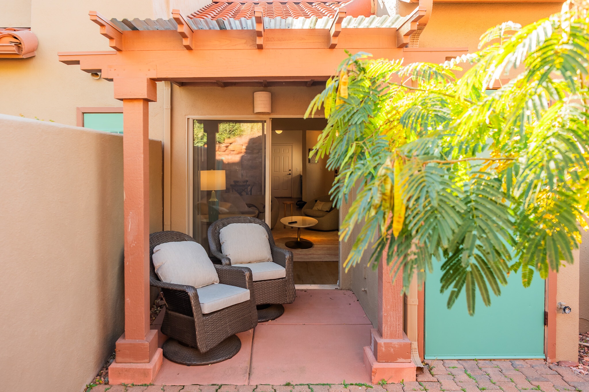 Building Photo - 102 Pine Leaf Ln