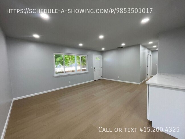 Building Photo - 831 Sinex Ave