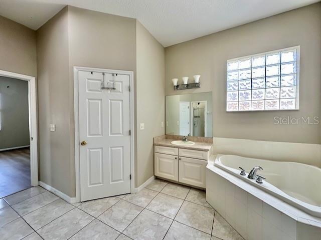 Building Photo - 6216 Alamanda Hills Blvd