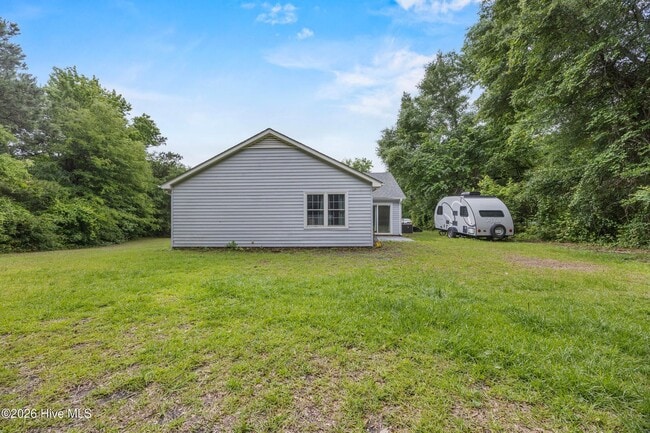 Building Photo - 429 Crow's Nest Ln