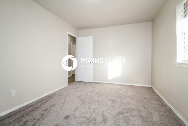 Building Photo - 3 Bedroom Pet-Friendly Home in Norman, OK ...