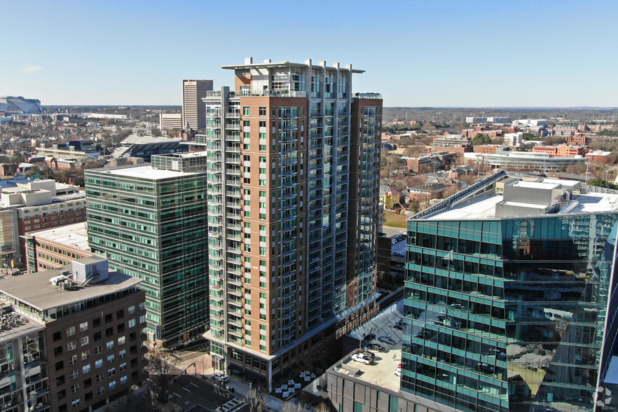 Primary Photo - Square On 5th - Student Housing