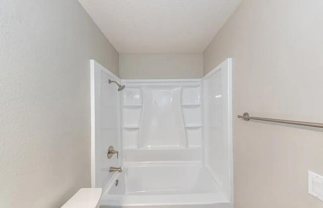 Building Photo - 28107 Caldaro