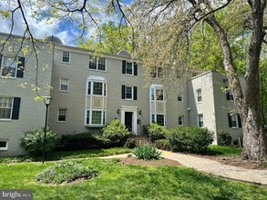 Building Photo - 706 S Arlington Mill Dr