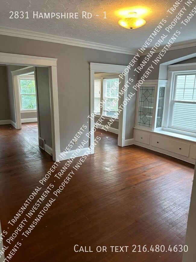 Building Photo - Cozy 3 Bedroom Available in Cleveland Heights