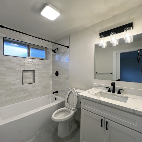 Building Photo - 20011 35th Ave W