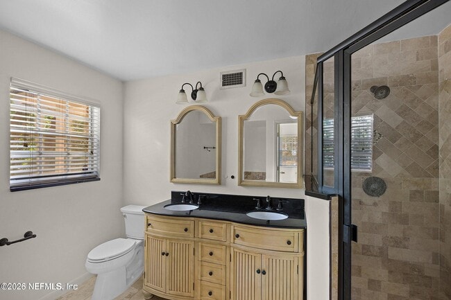 Building Photo - 1922 Holly Oaks Ravine Dr