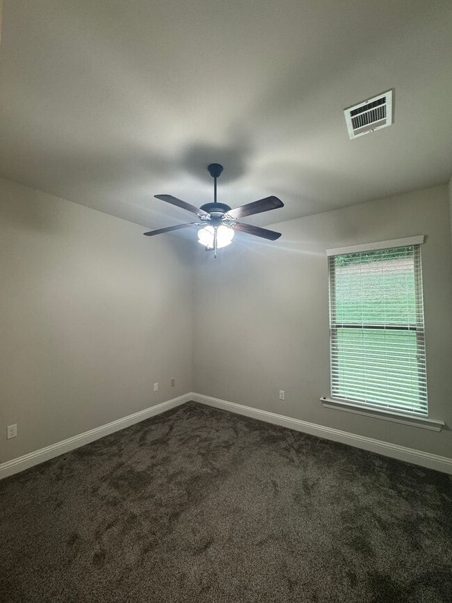 Building Photo - ? Stylish Brick  Rental Home in Riverscape...