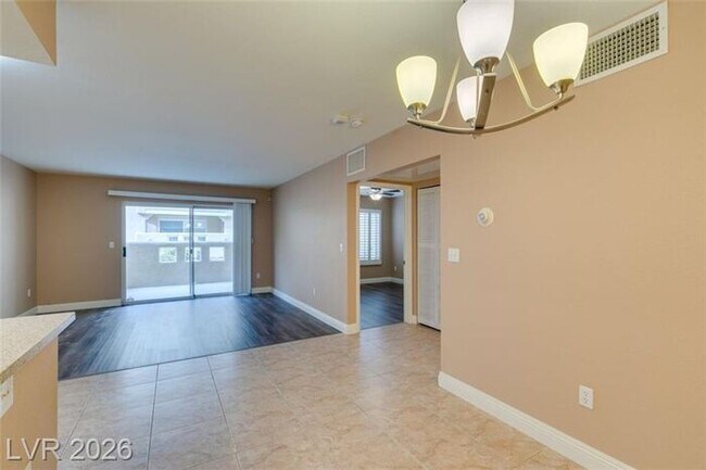 Building Photo - Beautiful Condo in a sought-after Gated Summerlin Community!
