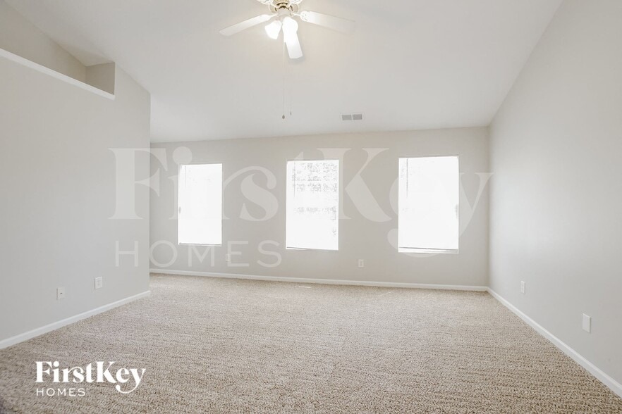 Building Photo - 7003 Advocator Ln