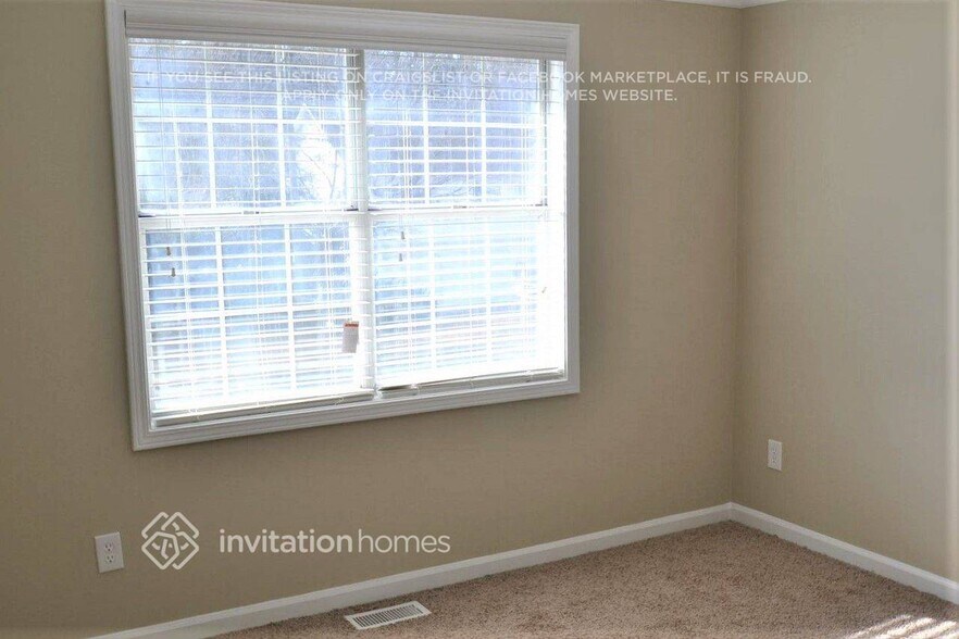 Building Photo - 802 Grindstone Pl SW