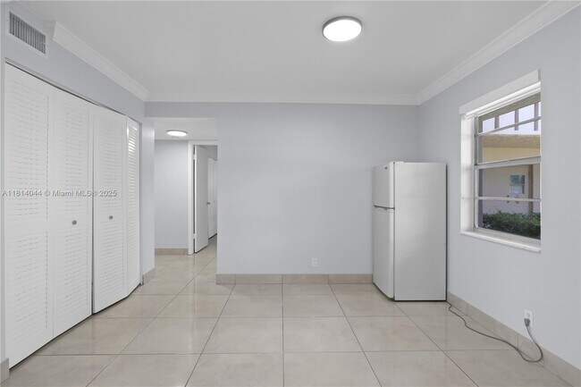 Building Photo - 4100 N 58th Ave