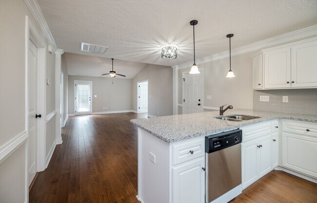 Building Photo - 1043 Wildfire Cir