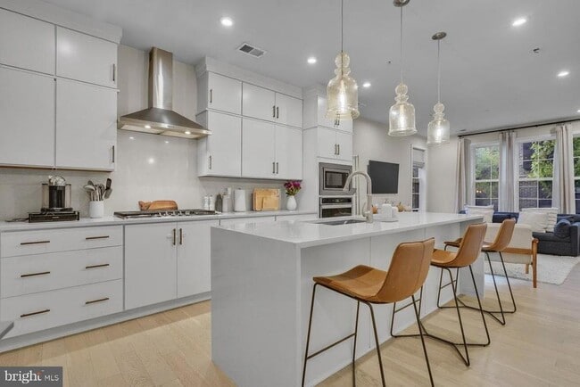 Building Photo - 7436 Backett Wood Ter