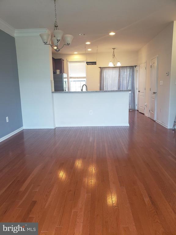 Building Photo - 43158 Whelplehill Terrace