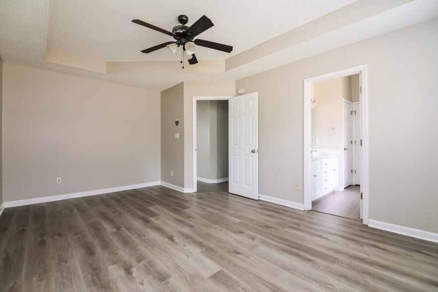 Building Photo - 128 Pondfield Ct