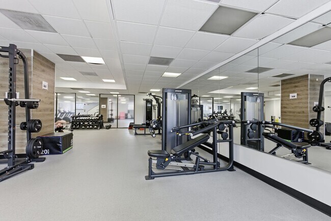 Building Photo - Beautiful 1 BR/1 BA Condo in The Observatory!