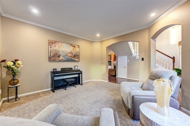 Building Photo - 3211 Hickory Grove Ln