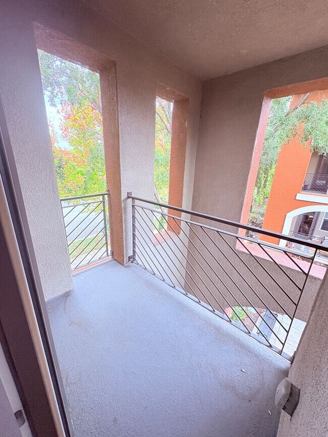 Building Photo - 785 Carbon Ct