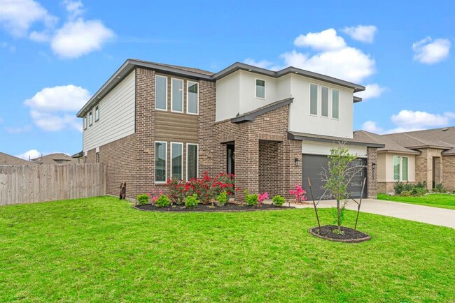 Building Photo - 22803 Theodoli Dr