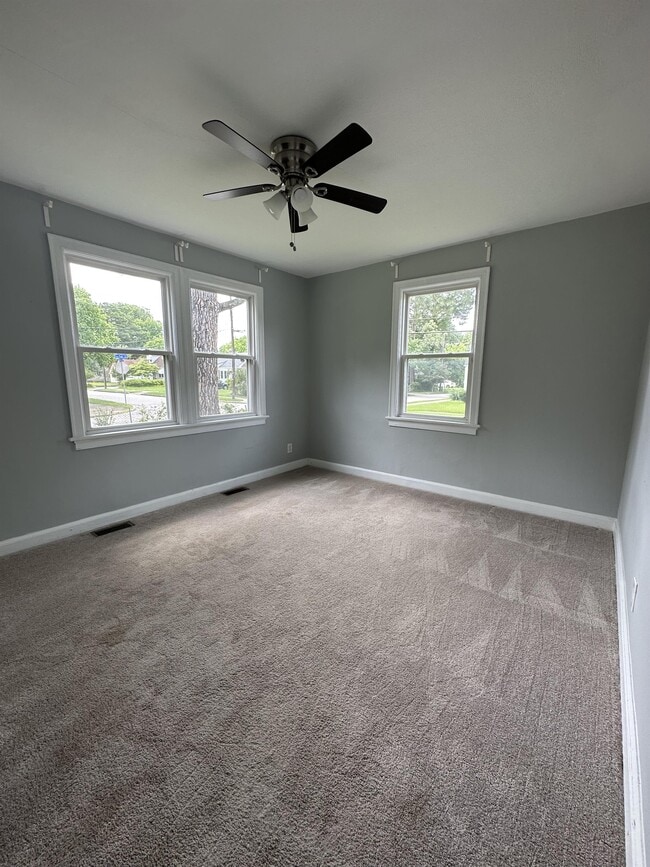 Building Photo - 3301 Vimy Ridge Ave